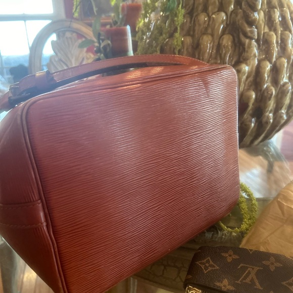 Louis Vuitton Noe Bucket Bag with LV dust bag with LV key bag - Picture 9 of 12